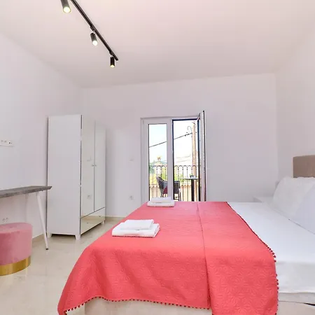 Apartmán Asjazra *