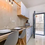 Asjazra * מאלי לוסיניי