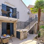 דירה Asjazra